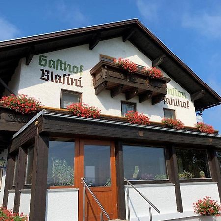 Landgasthof Blasini - Pfahlhof Zandt Bagian luar foto